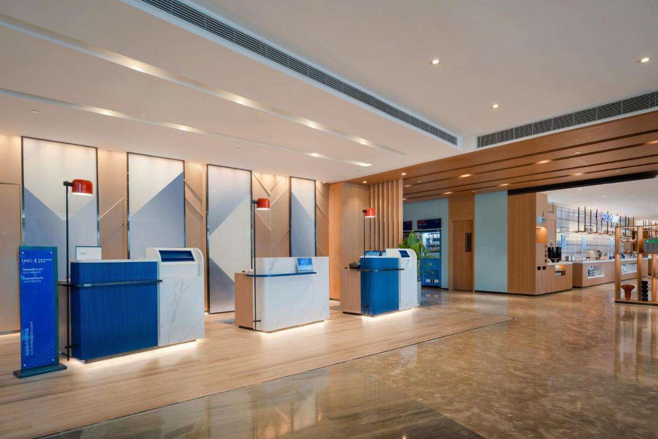 Holiday Inn Express Shanghai Pujiang By Ihg Exterior foto