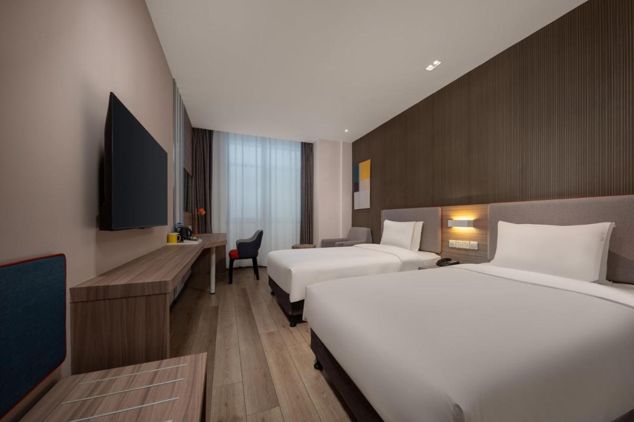 Holiday Inn Express Shanghai Pujiang By Ihg Exterior foto