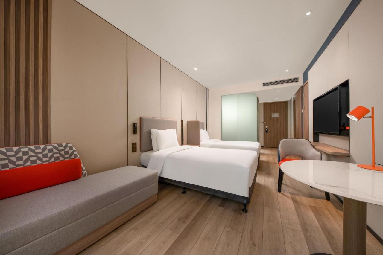Holiday Inn Express Shanghai Pujiang By Ihg Exterior foto